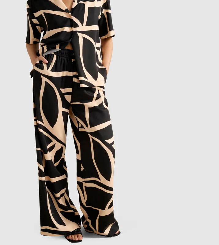 forever new  AYLA Printed Palazzo Pants for Women | Best Price UAE